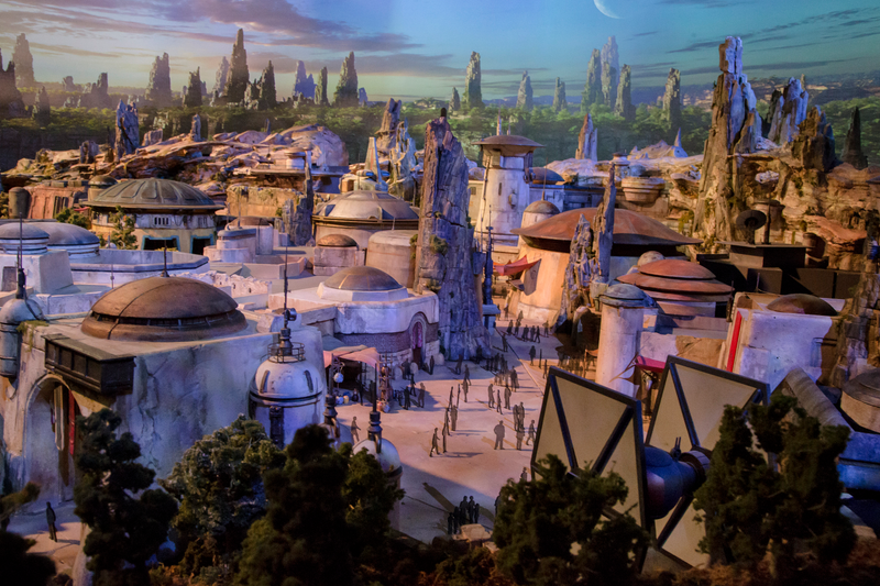 Illustration for article titled Here's Your First Look at an Insanely Detailed Model of Disney's Star Wars Land (UPDATED)